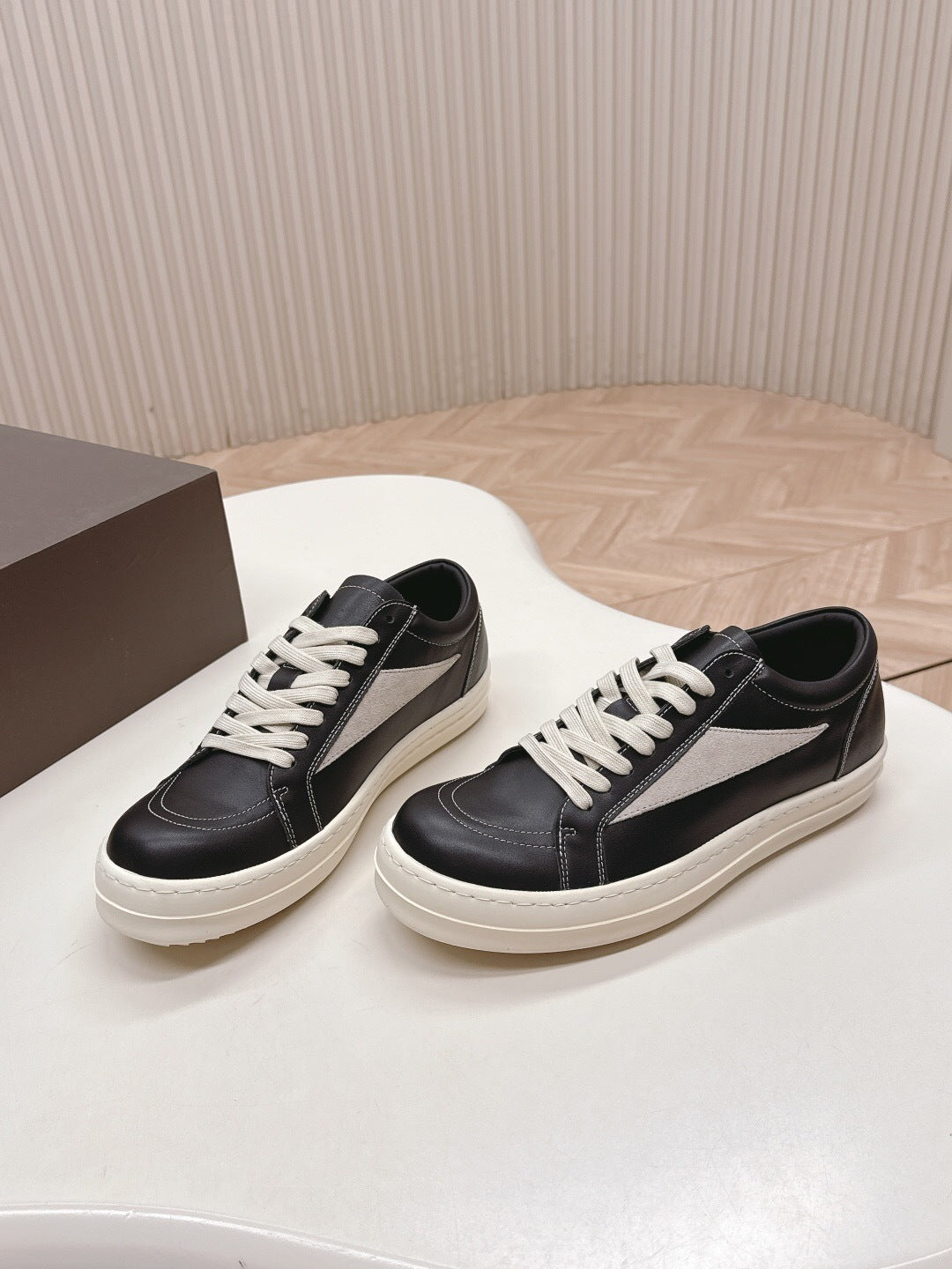 Rick Owens "Black Hollywood Vintage"