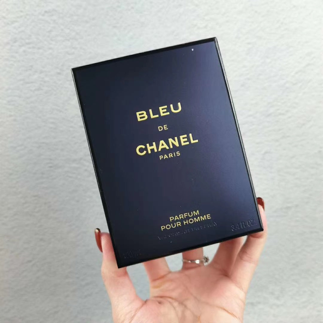 Bleu De Chanel Paris