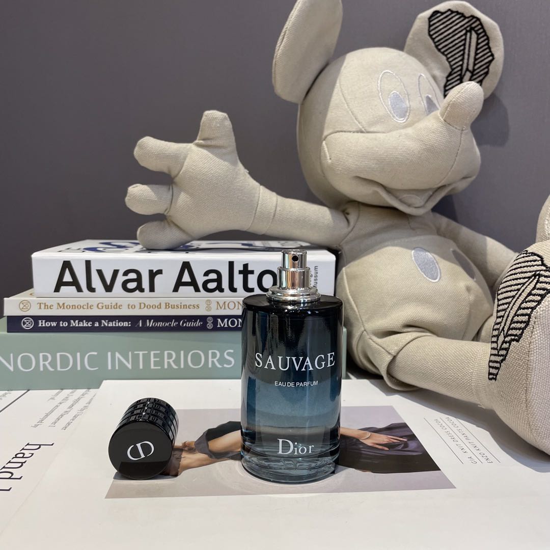 Dior Sauvage "Eau De Parfum"