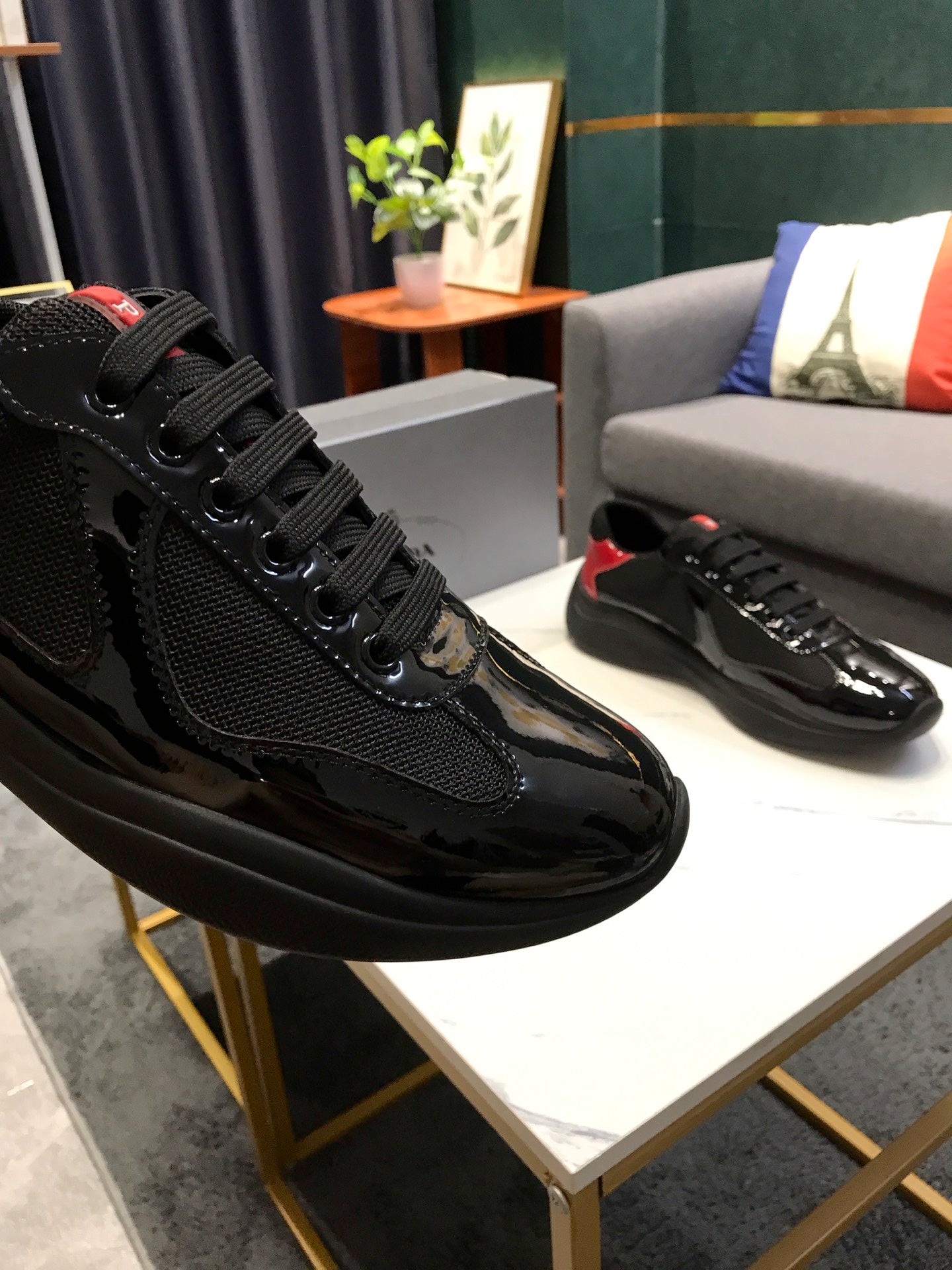 Prada Cup "Black and Red"