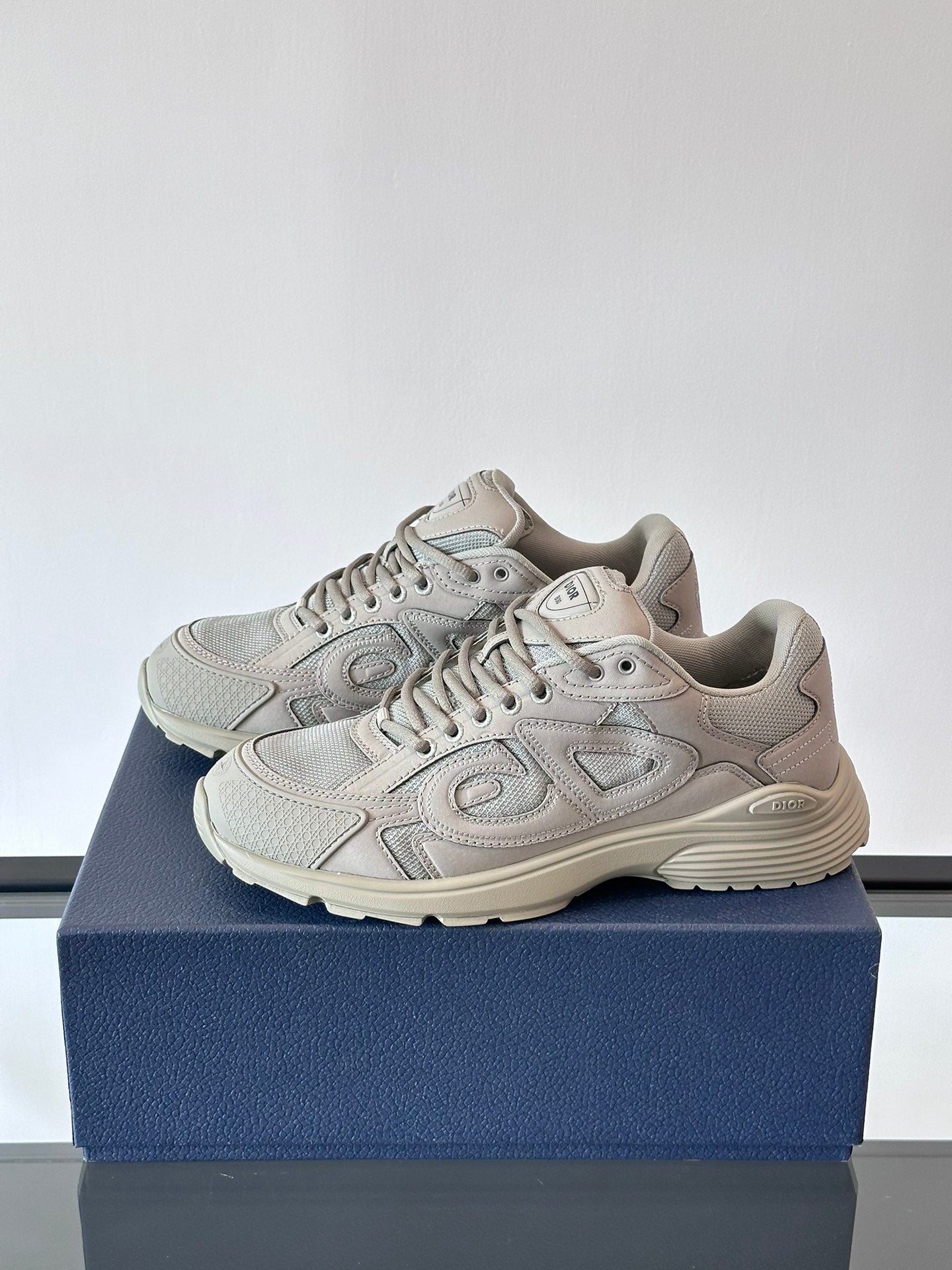 Christian Dior B30 "Light Brown"